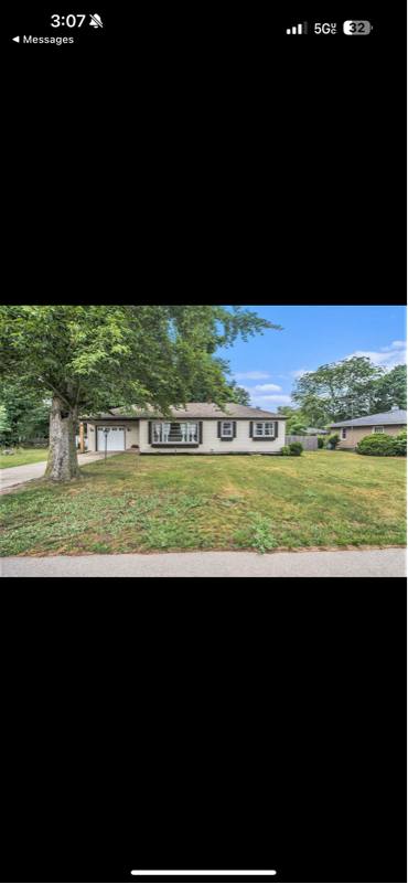 House for rent at 1737 W 32nd St, Holland, MI 49423