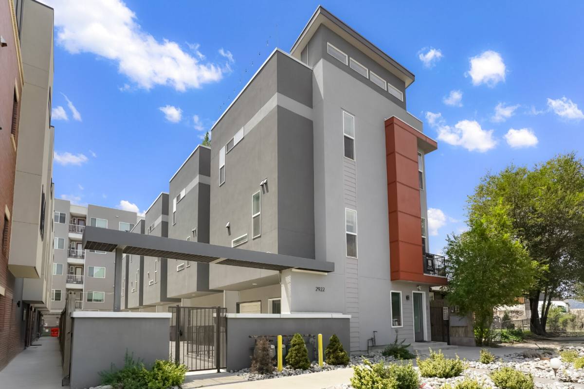 Townhouse for rent at 2922 W 26th Ave #2, Denver, CO 80211