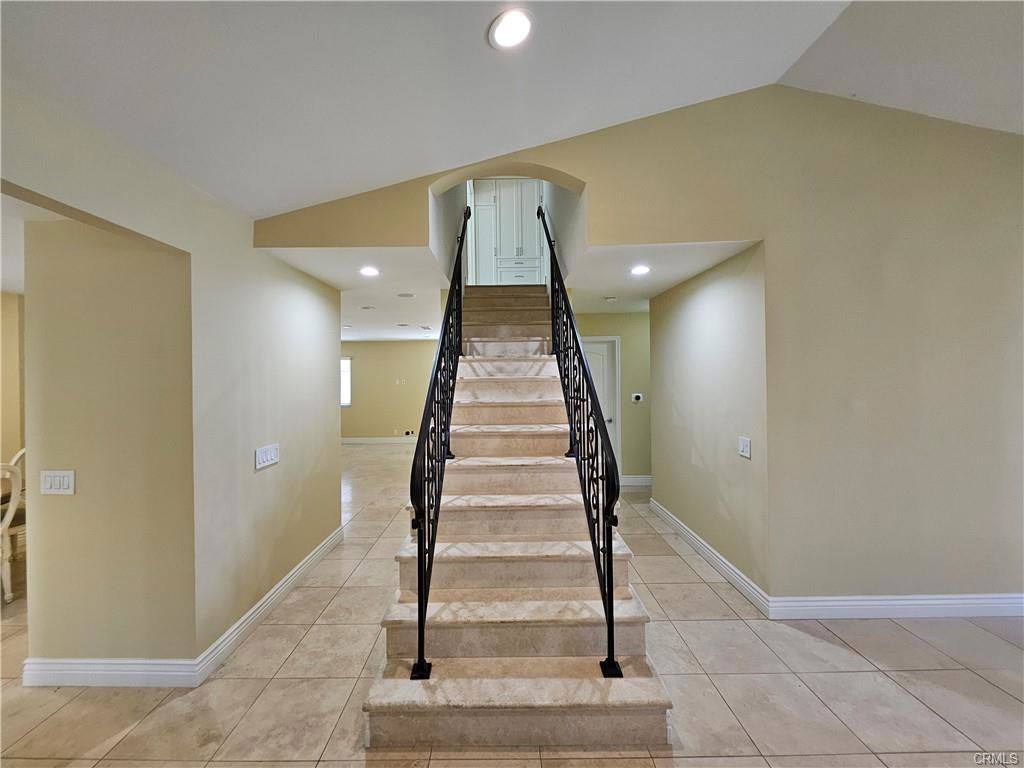 House for rent at 10146 Janetta Way, Sunland, CA 91040