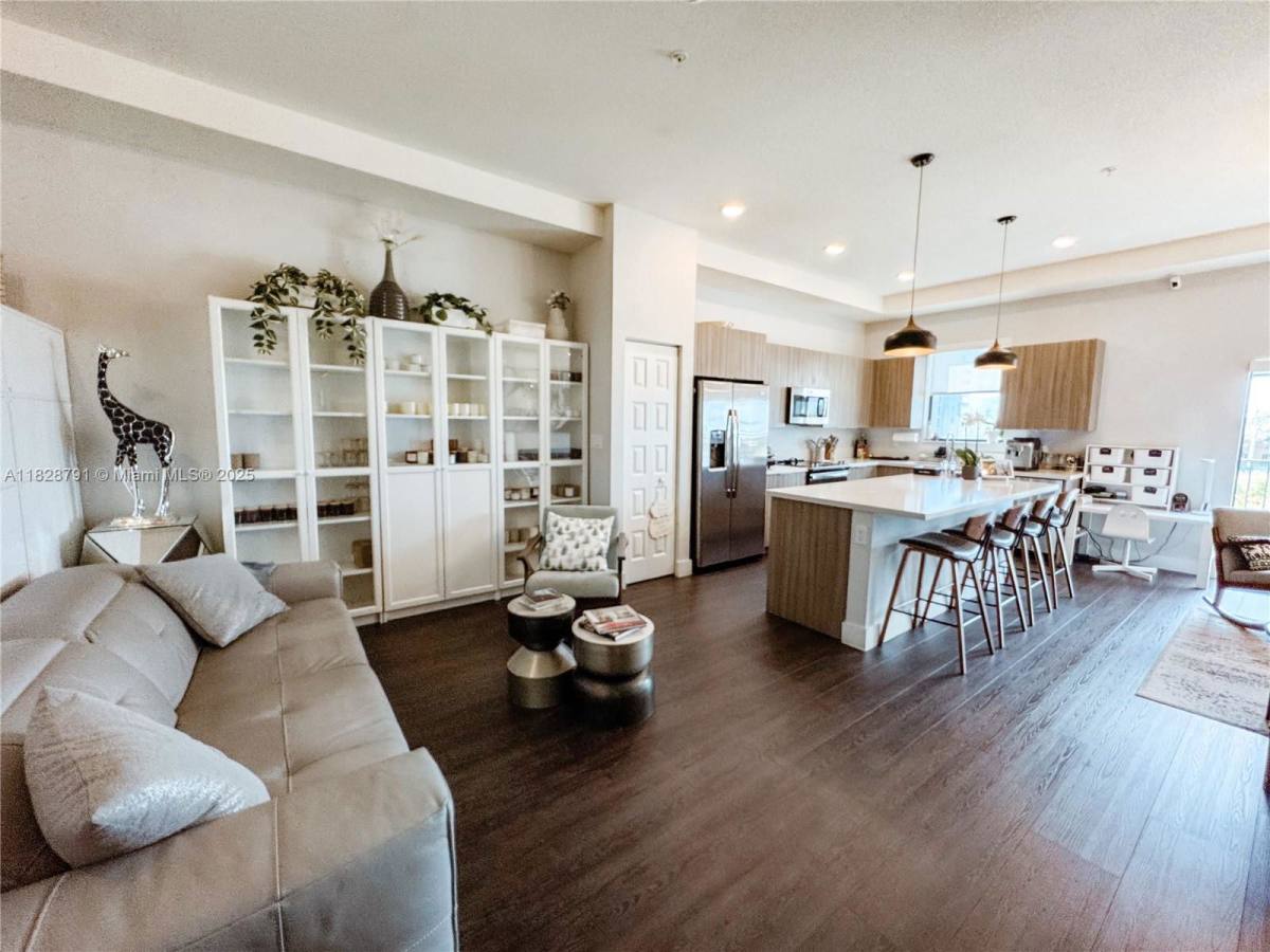 Condo for rent at 10455 NW 82nd St #32, Miami, FL 33178