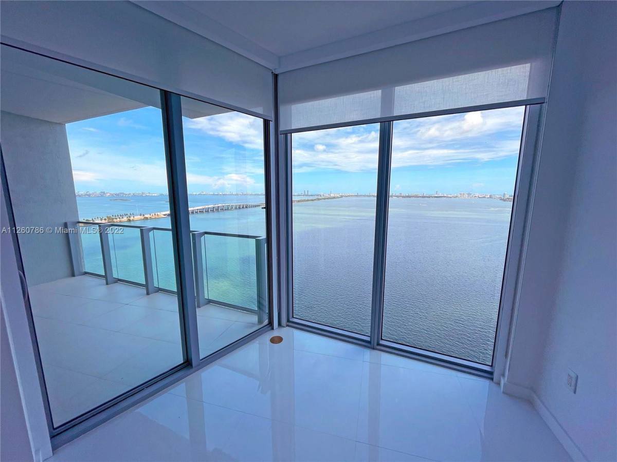 Apartment for rent at 2900 NE 7th Ave, Miami, FL 33137
