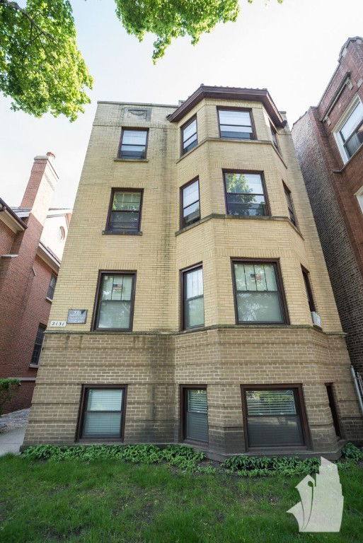 Apartment for rent at 2131 W Giddings St #1B, Chicago, IL 60625