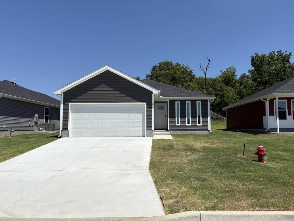 House for rent at 211 Eagle Edge Ave, Joplin, MO 64801