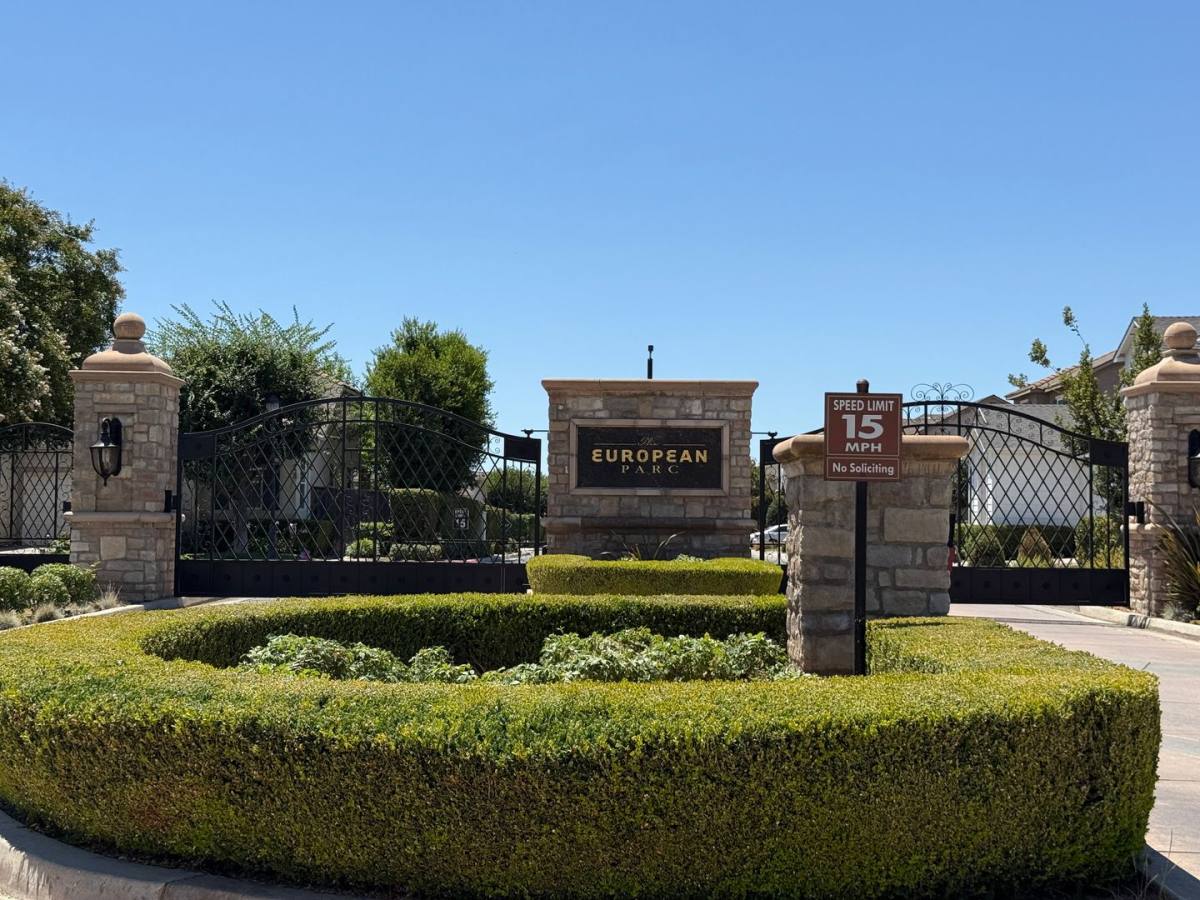 House for rent at 630 W Edinburgh Lane, Clovis, CA 93619