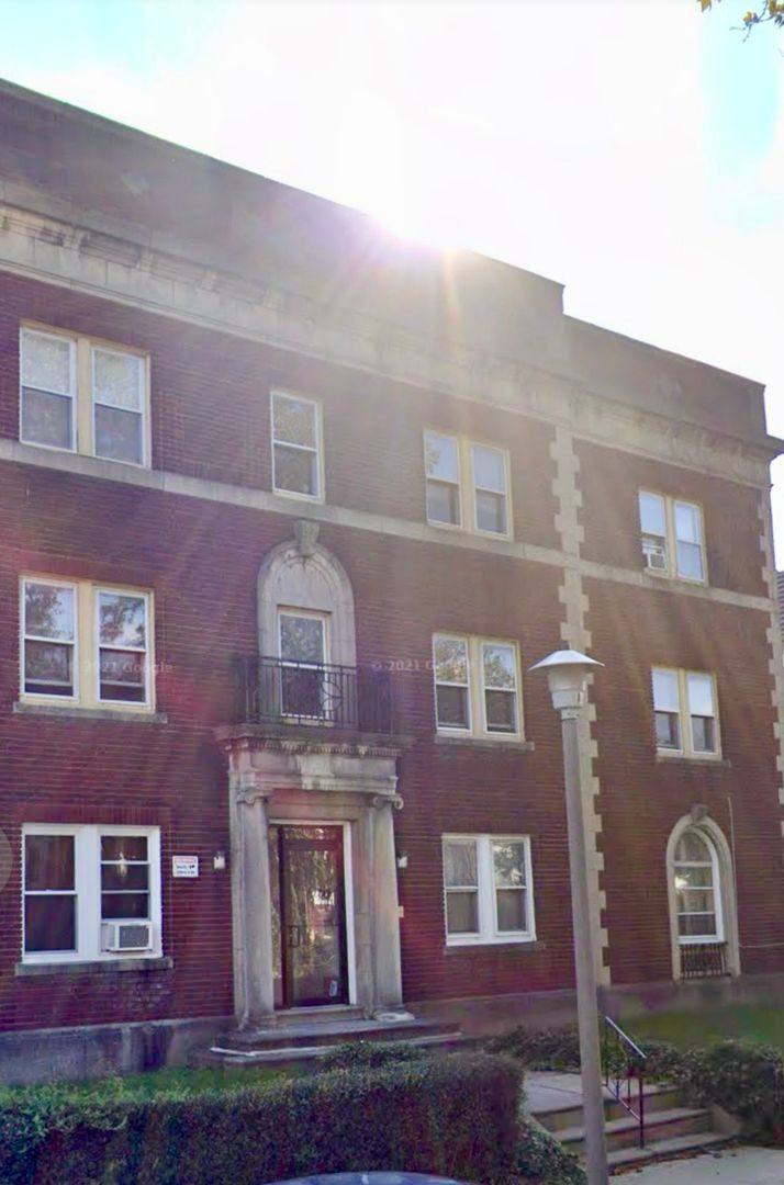 Apartment for rent at 4900 Pine St, Philadelphia, PA 19143
