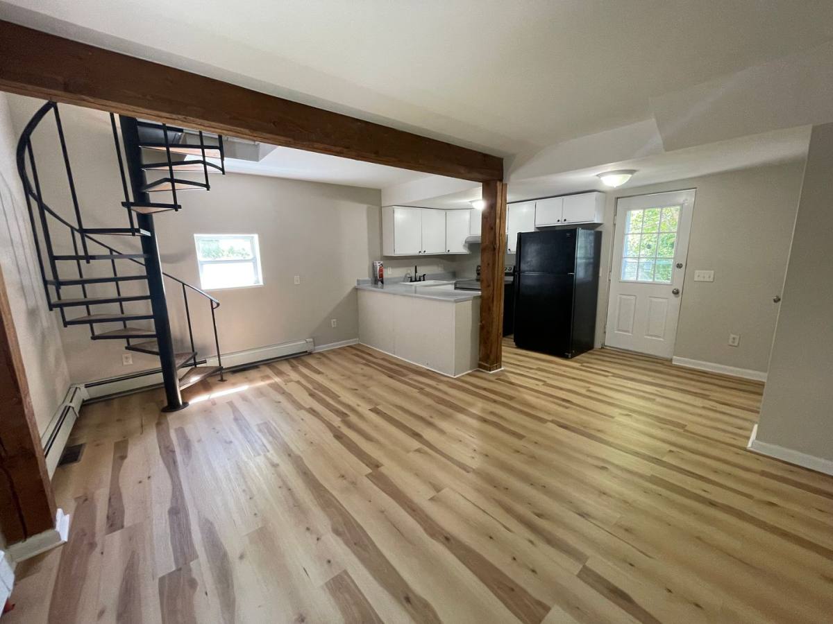 Apartment for rent at 24 S John St, Pittsfield, MA 01201