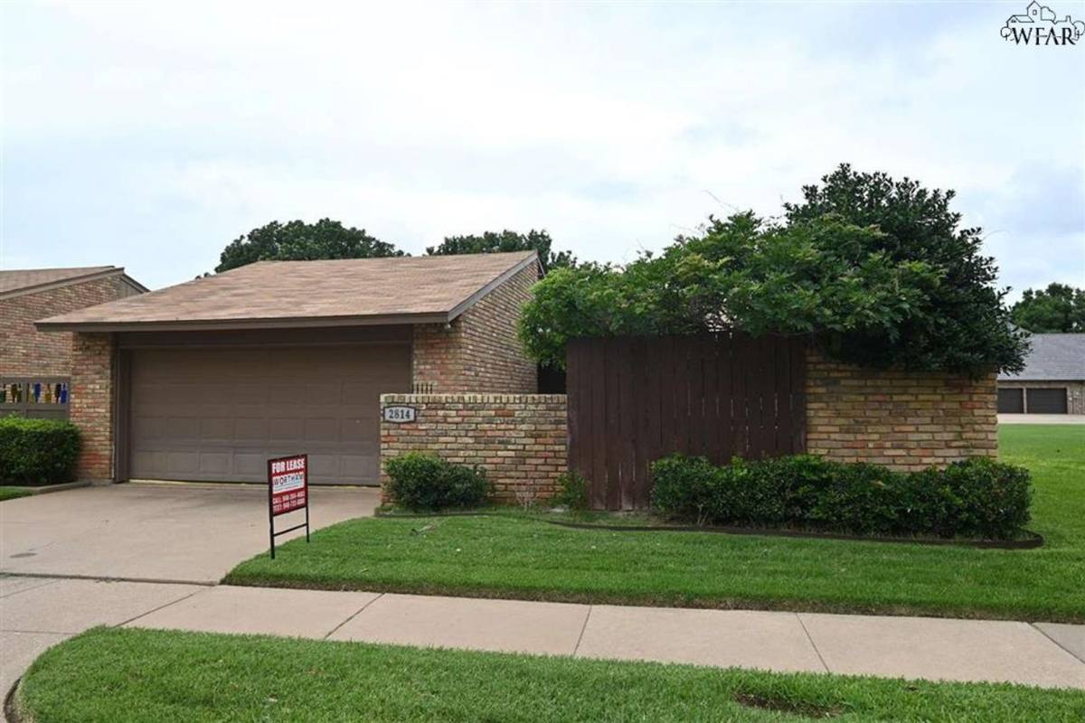 Condo for rent at 2814 Mill Valley Dr, Wichita Falls, TX 76308