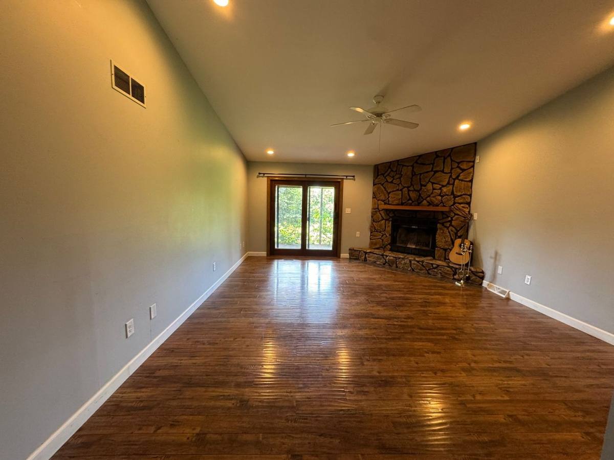 House for rent at 6050 S Sinclair Rd, Columbia, MO 65203