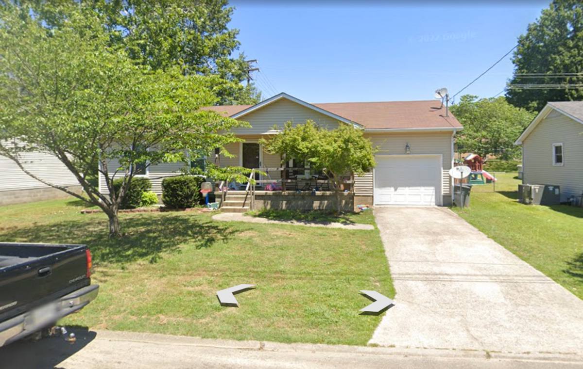 House for rent at 607 Highland St, Mayfield, KY 42066