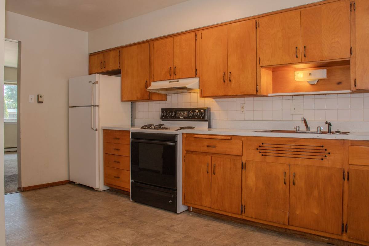 Apartment for rent at 420 Mather, Alton, IL 62002