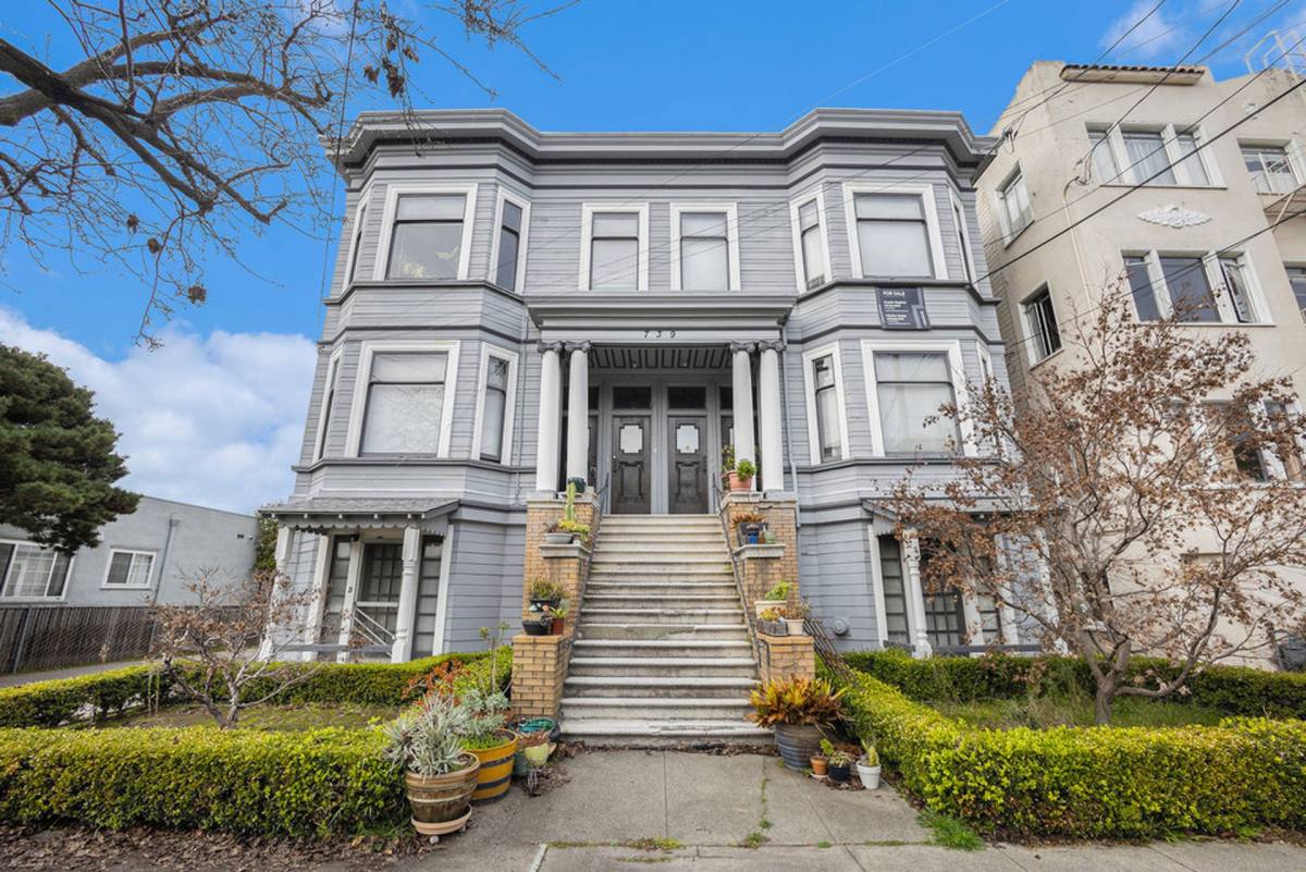 Apartment for rent at 739 Santa Clara Ave, Alameda, CA 94501