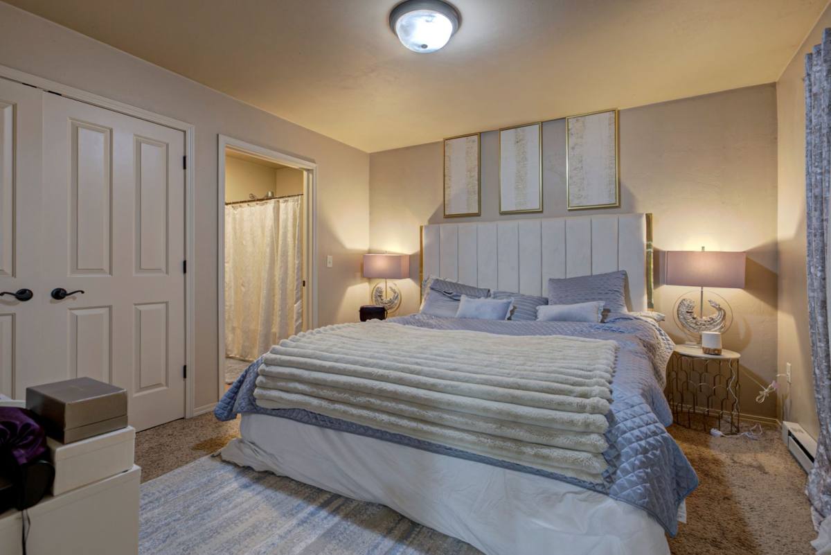 Apartment for rent at 170-176 Plank Rd, Kaukauna, WI 54130
