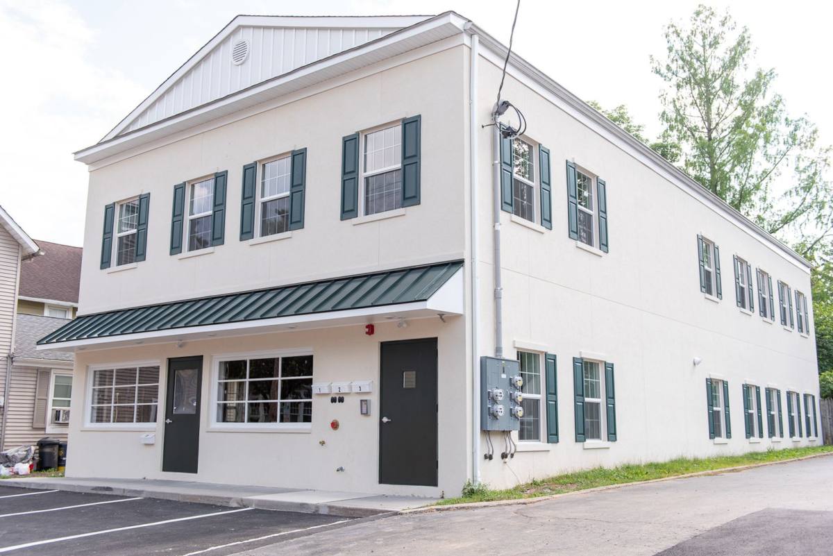 Apartment for rent at 11 Seminary Ave, Hopewell, NJ 08525