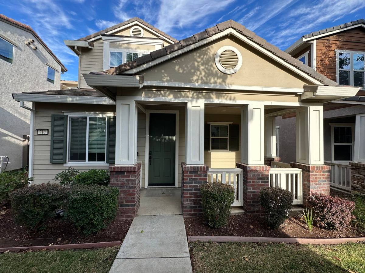 House for rent at 716 N Claret Dr, Tracy, CA 95391