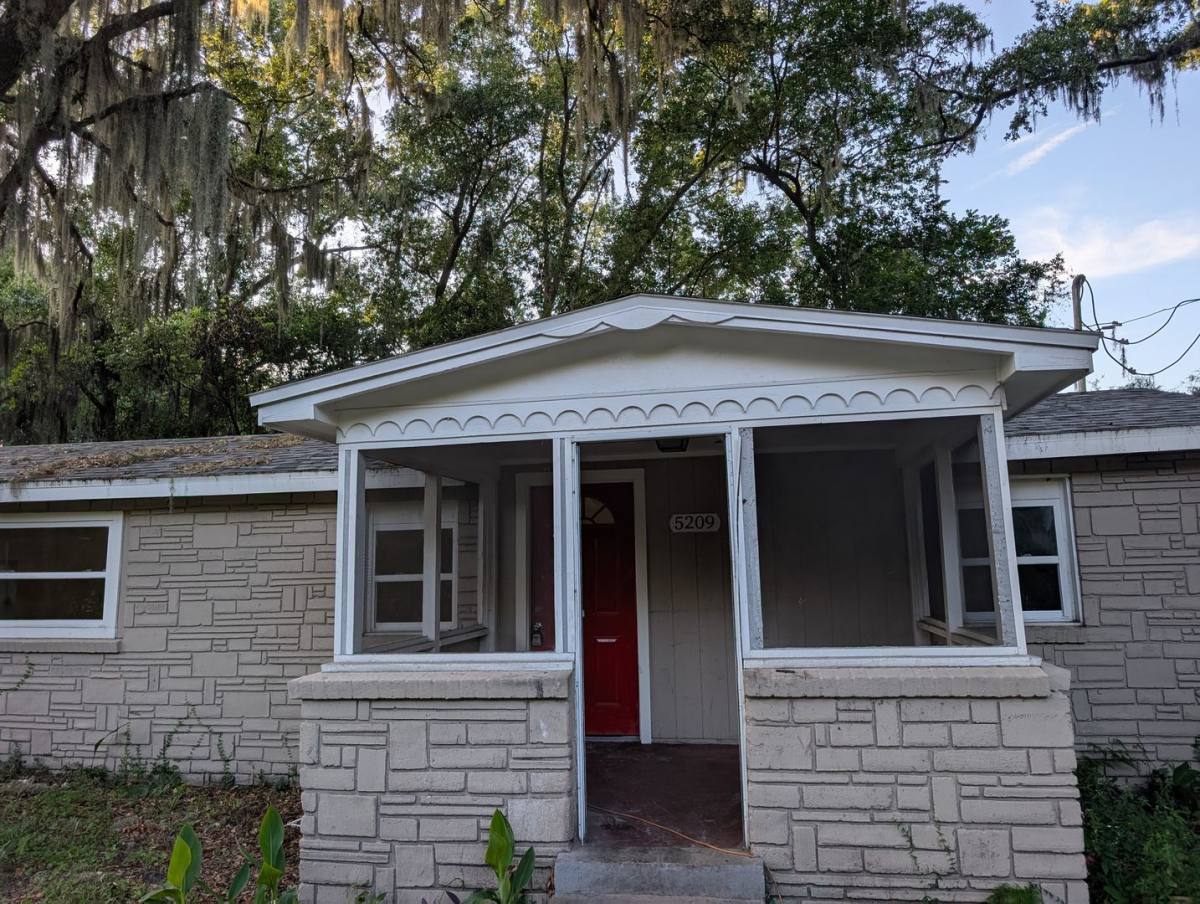 House for rent at 5209 Delphin Lane, Jacksonville, FL 32244