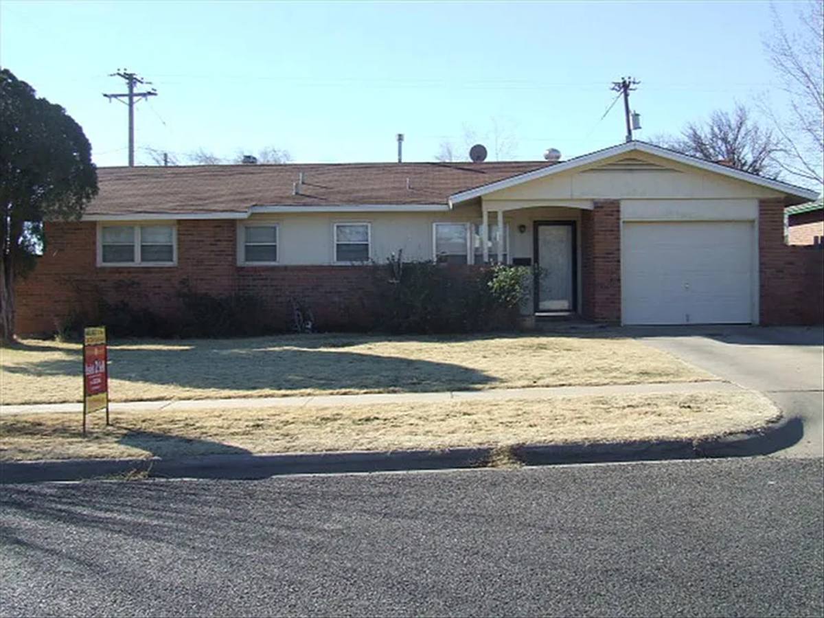 House for rent at 4201 Summit Circle, Amarillo, TX 79109
