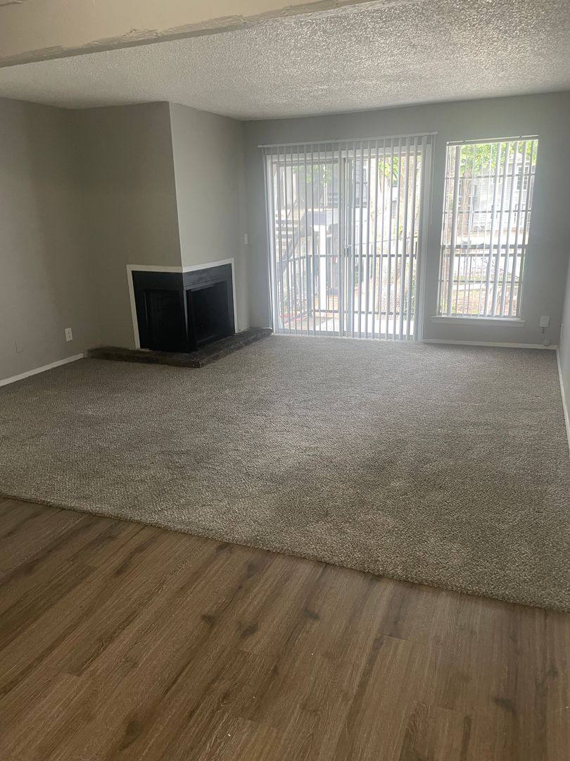 Apartment for rent at 2401 E 55th Place, Tulsa, OK 74105
