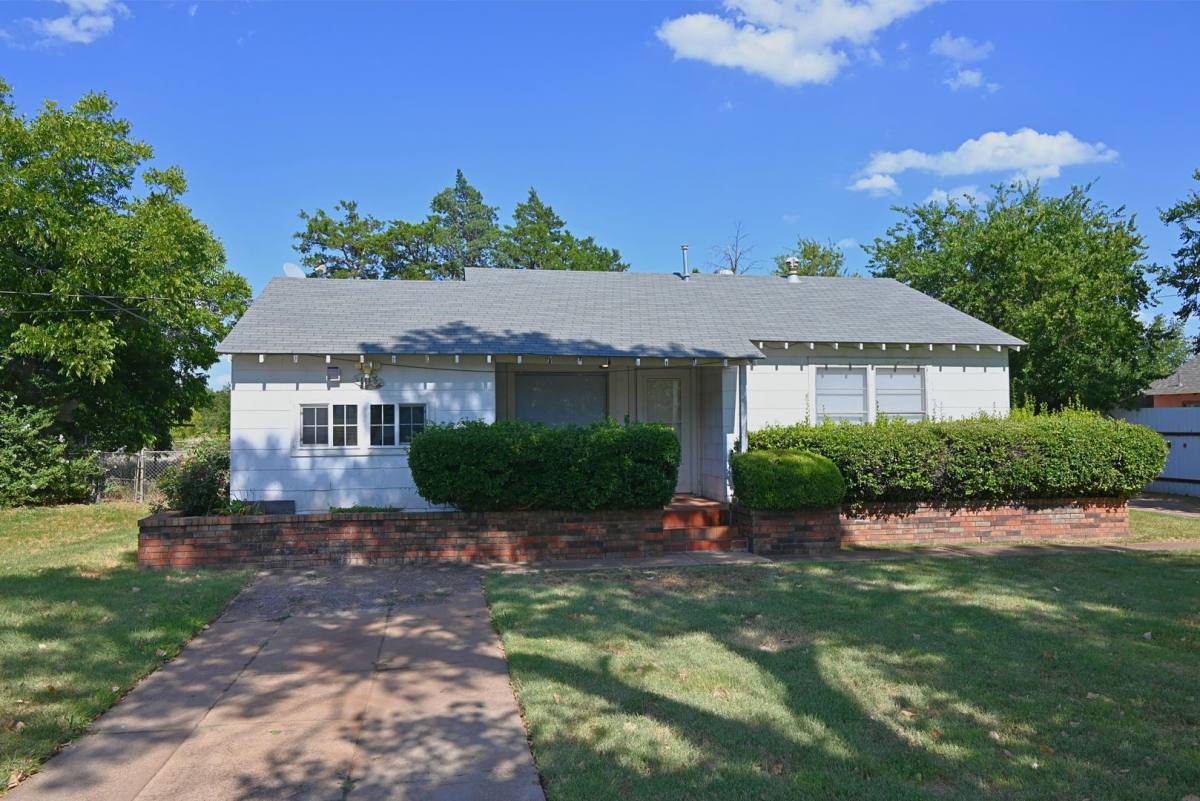 House for rent at 1113 Harlan Ave, Wichita Falls, TX 76306