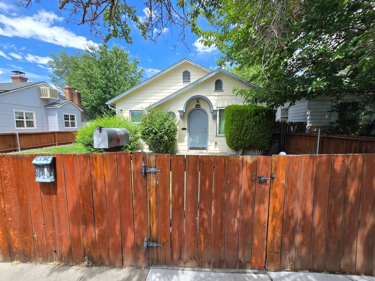 House for rent at 231 W Arroyo St, Reno, NV 89509