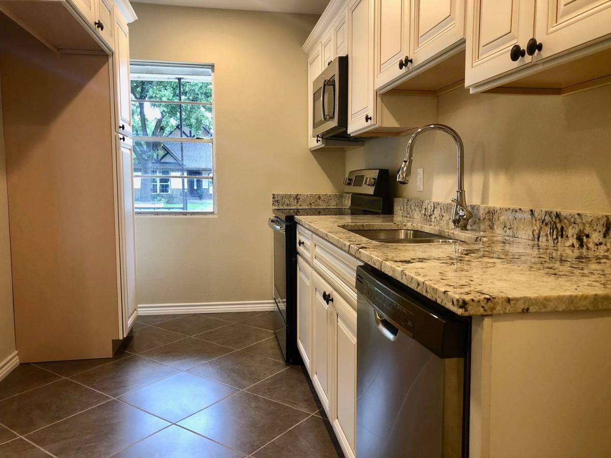House for rent at 5421 E Saint Clair Dr, Irving, TX 75061