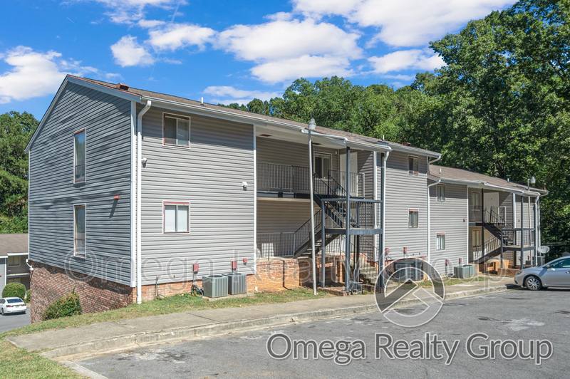Apartment for rent at 1607 14th Ave E, Jasper, AL 35501