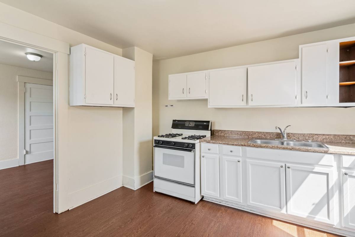 Apartment for rent at 270 15th St, Ambridge, PA 15003