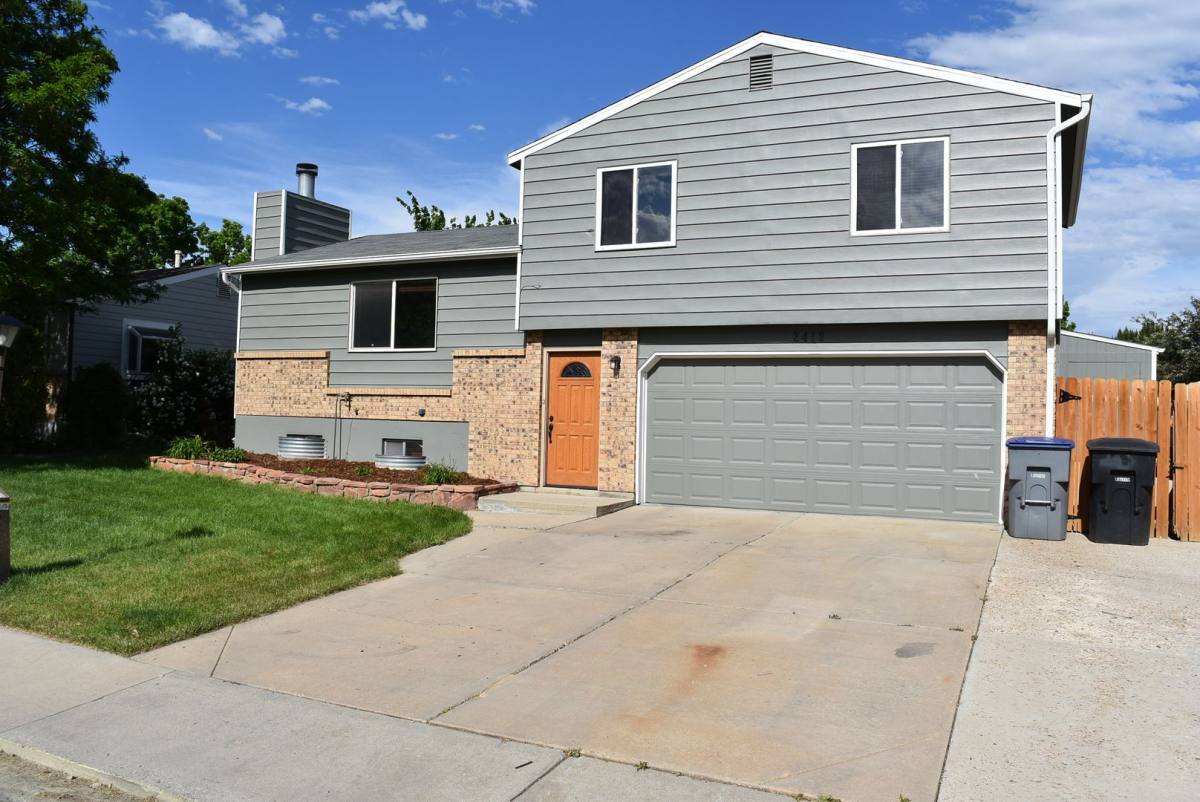 House for rent at 2412 Sunset Dr, Longmont, CO 80501