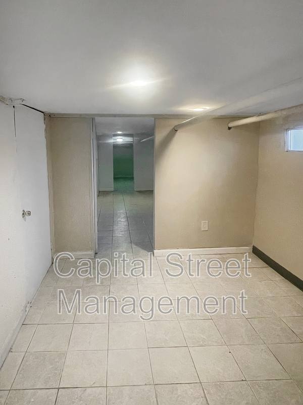 Apartment for rent at 72 1 2 Summer Ave #1A, Newark, NJ 07104