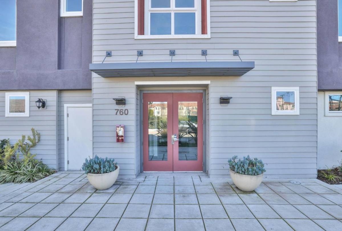 Apartment for rent at 760 Garden St, Milpitas, CA 95035
