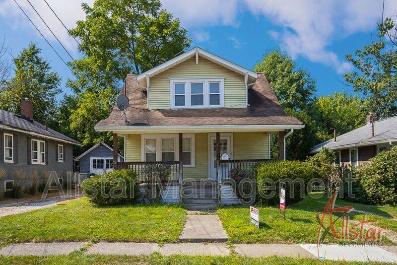 House for rent at 348 Malacca St, Akron, OH 44305