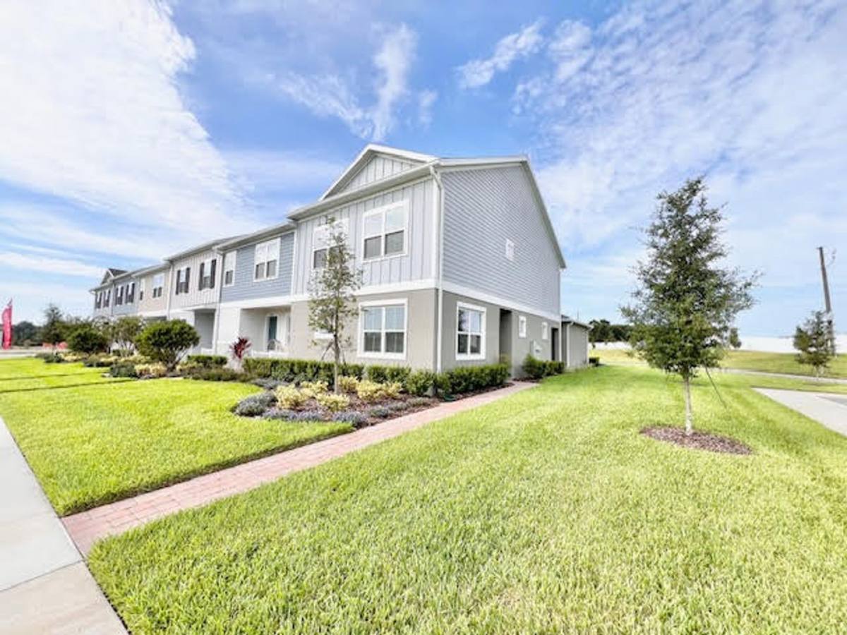 Townhouse for rent at 1638 Acclaim Rd, Apopka, FL 32703