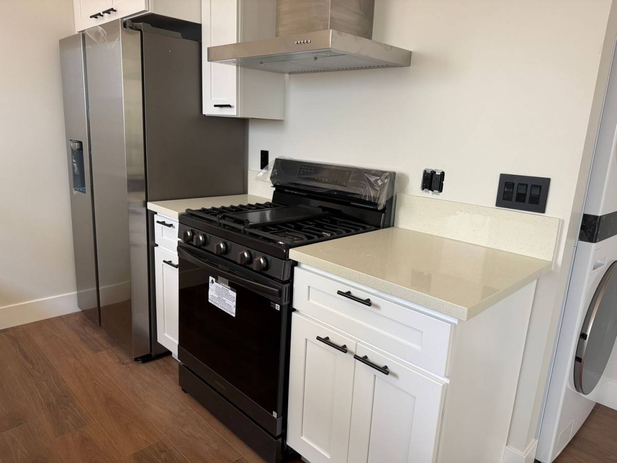 719 Indiana Court, El Segundo, CA 90245