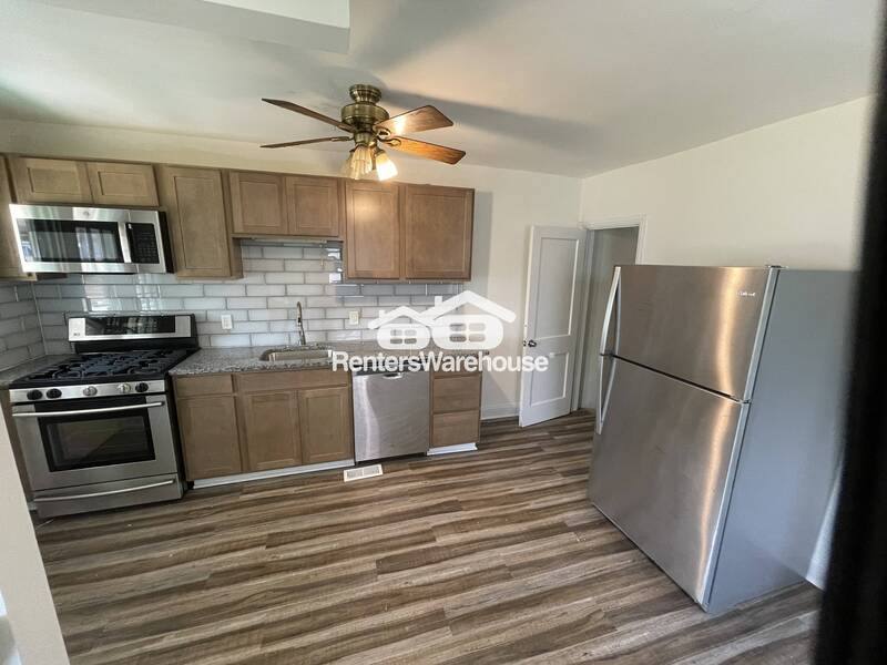 Townhouse for rent at 128 Wiltshire Rd, Essex, MD 21221