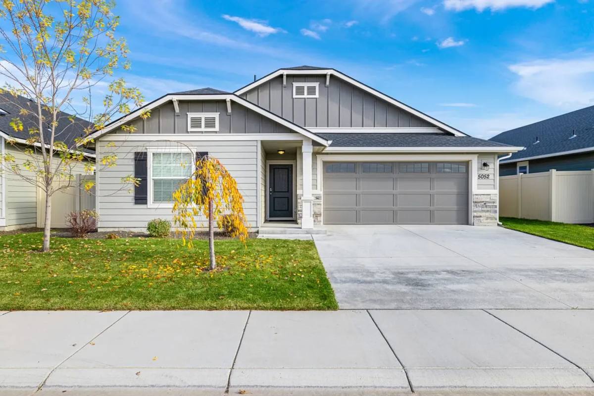 House for rent at 5052 N Elmstone Ave, Meridian, ID 83646