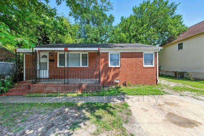House for rent at 2113 Victoria Blvd, Hampton, VA 23661