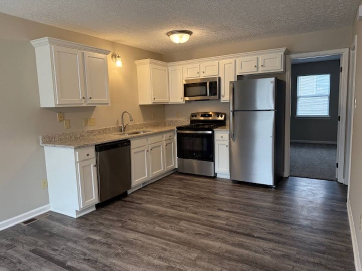Apartment for rent at 2010 Hickory St, Bowling Green, KY 42101