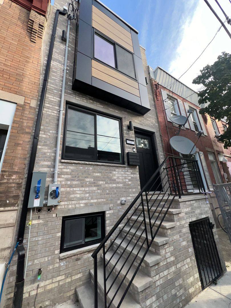 House for rent at 2127 Sigel St, Philadelphia, PA 19145