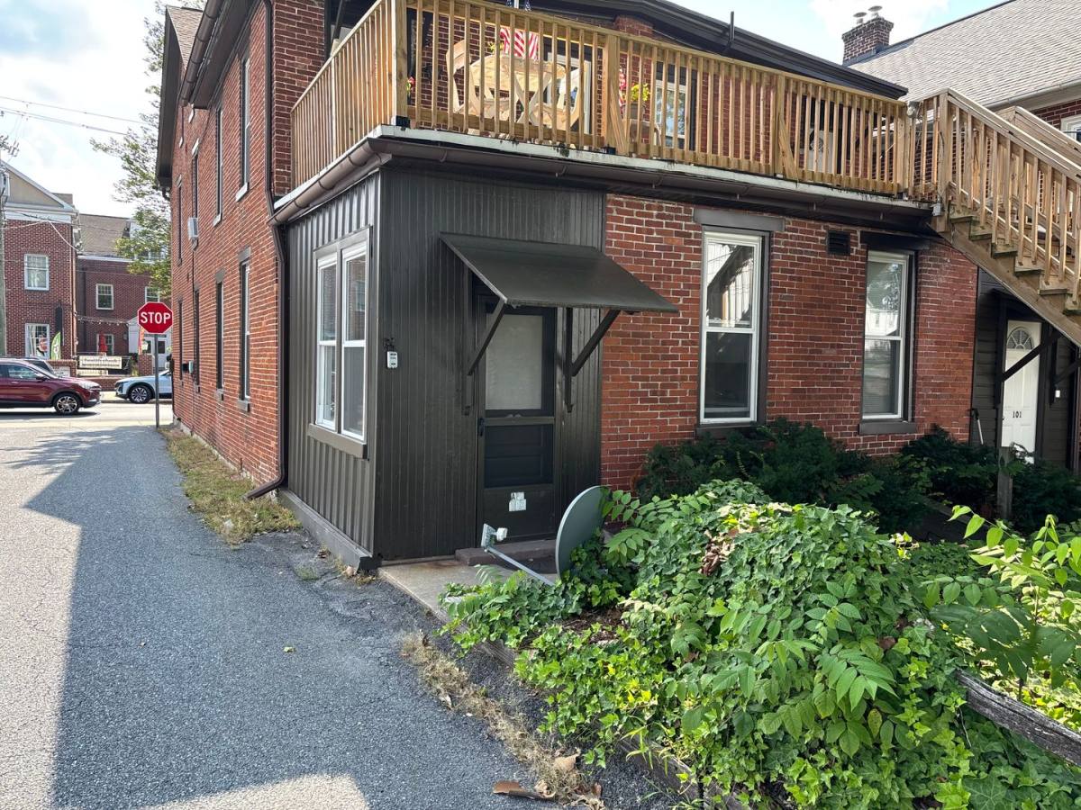 Apartment for rent at 223-225 S Market, Elizabethtown, PA 17022