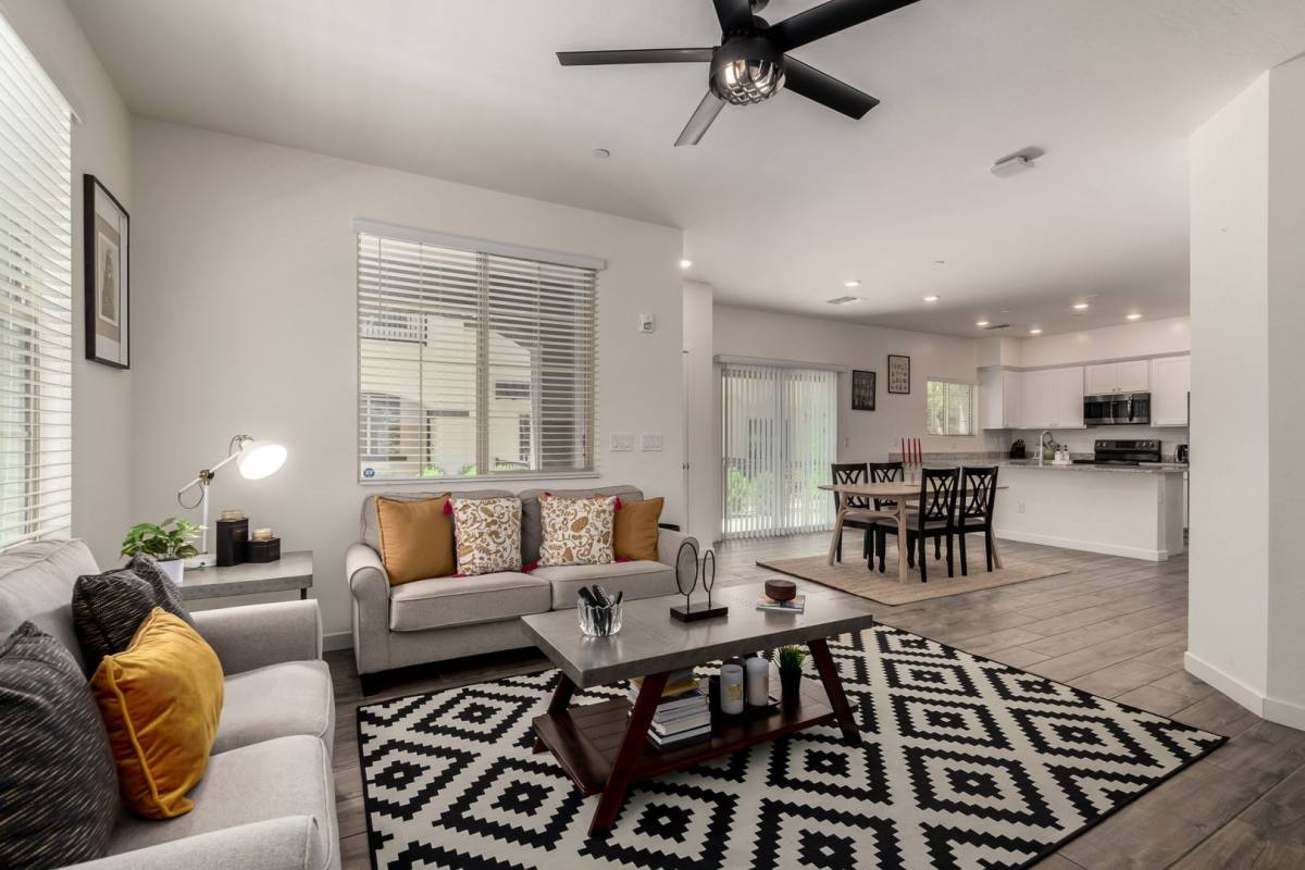 Apartment for rent at 2720 S Decatur Dr, Gilbert, AZ 85295