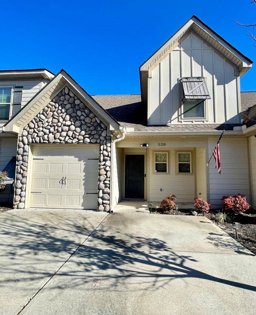 Townhouse for rent at 528 Scenic Dr, Grovetown, GA 30813
