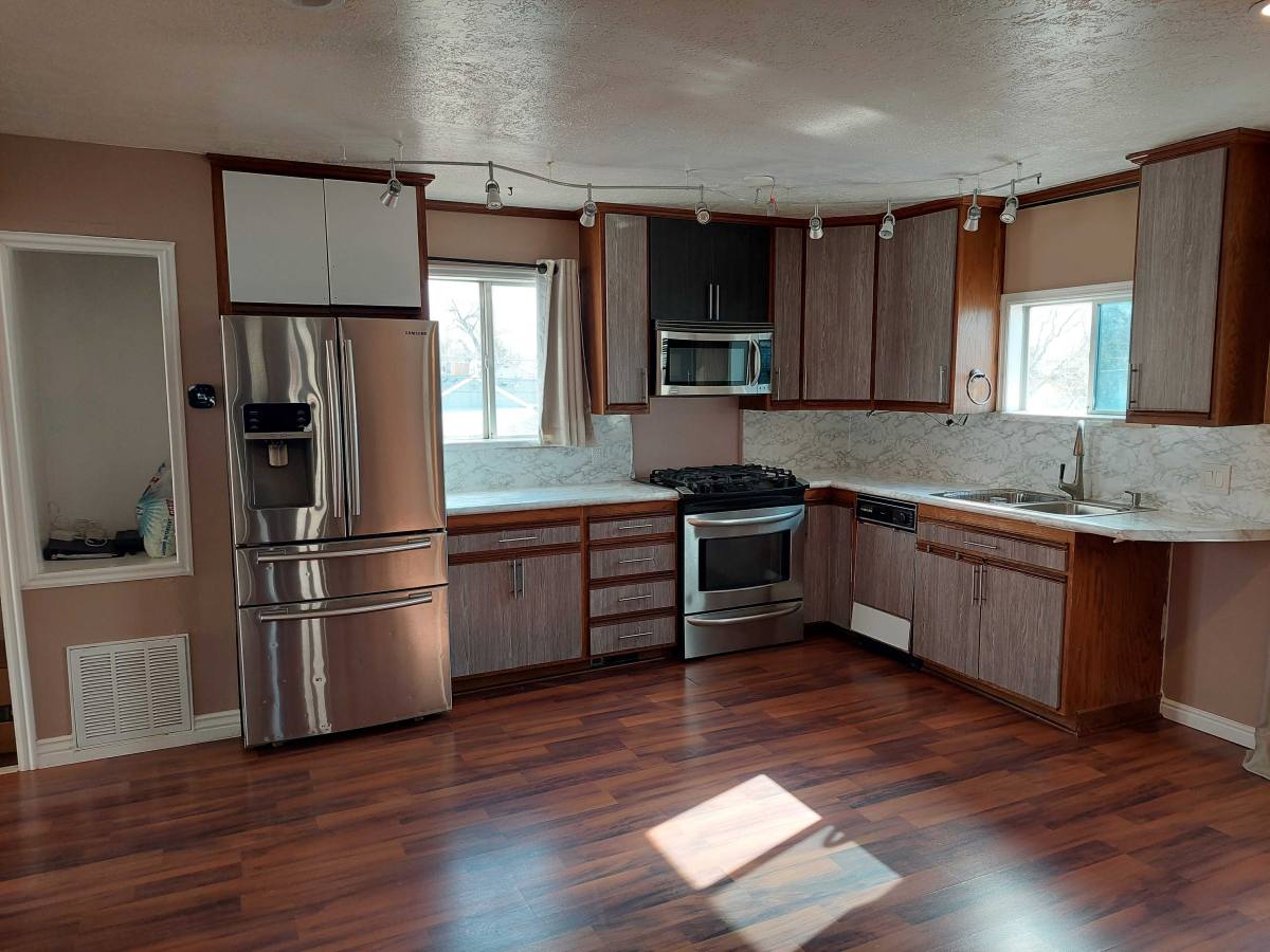 House for rent at 370 E 1700 S #2, Salt Lake City, UT 84115