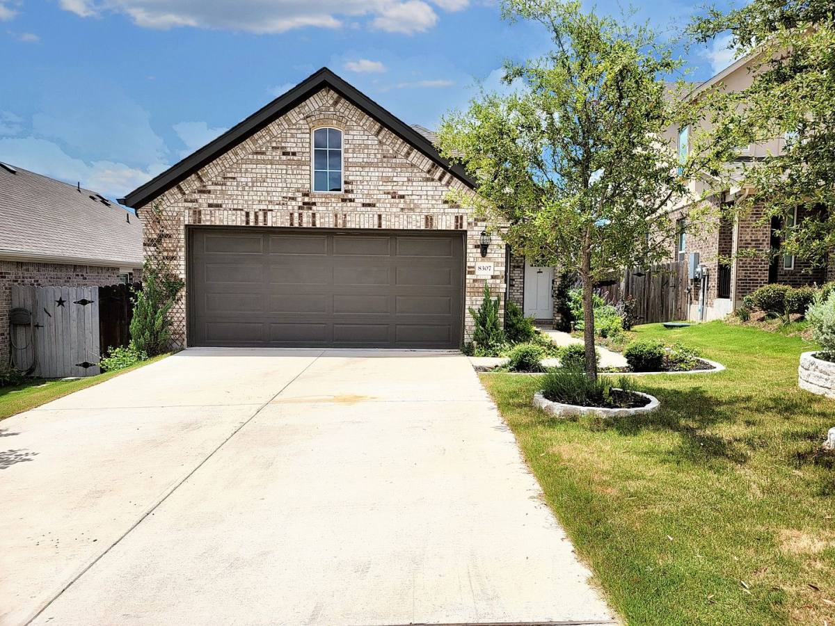 House for rent at 8307 Prairie Rye Dr, Leander, TX 78645