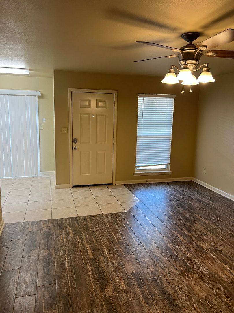 Apartment for rent at 4850 E Highland Dr, Jonesboro, AR 72401
