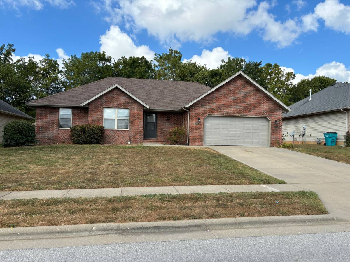 House for rent at 4439 S Troy, Springfield, MO 65810