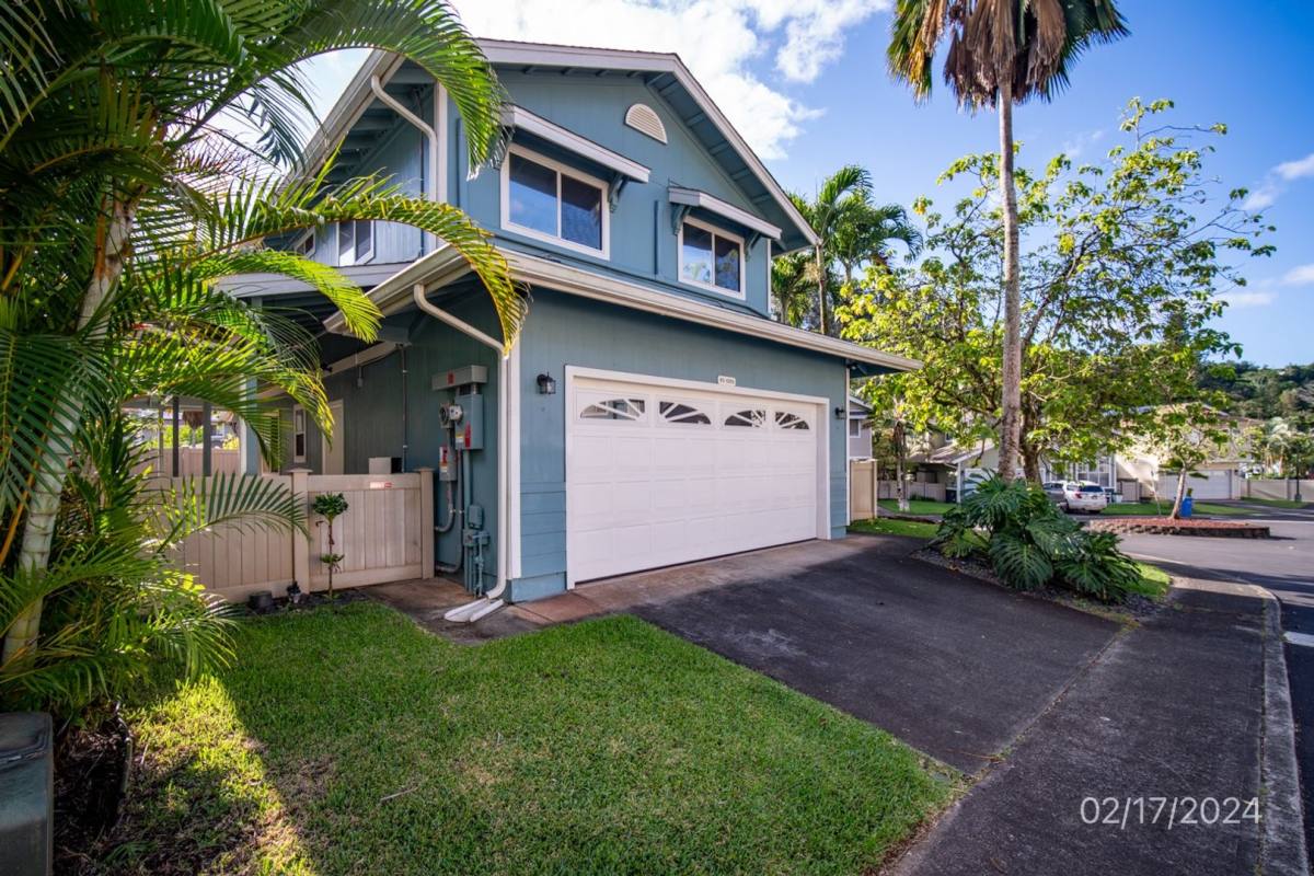 House for rent at 95-1085 Wikao St, Mililani, HI 96789