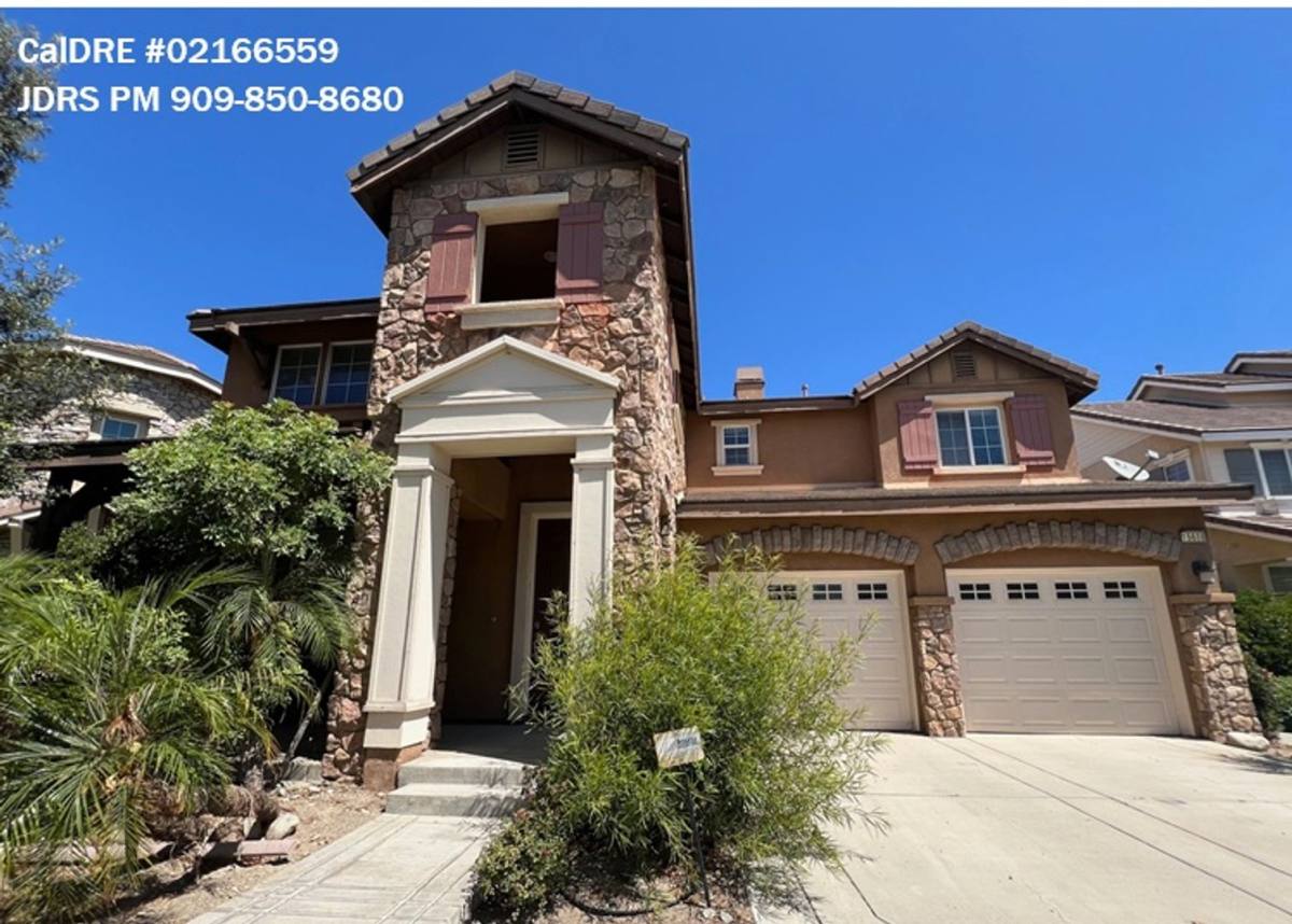 House for rent at 15688 Portenza Dr, Fontana, CA 92336