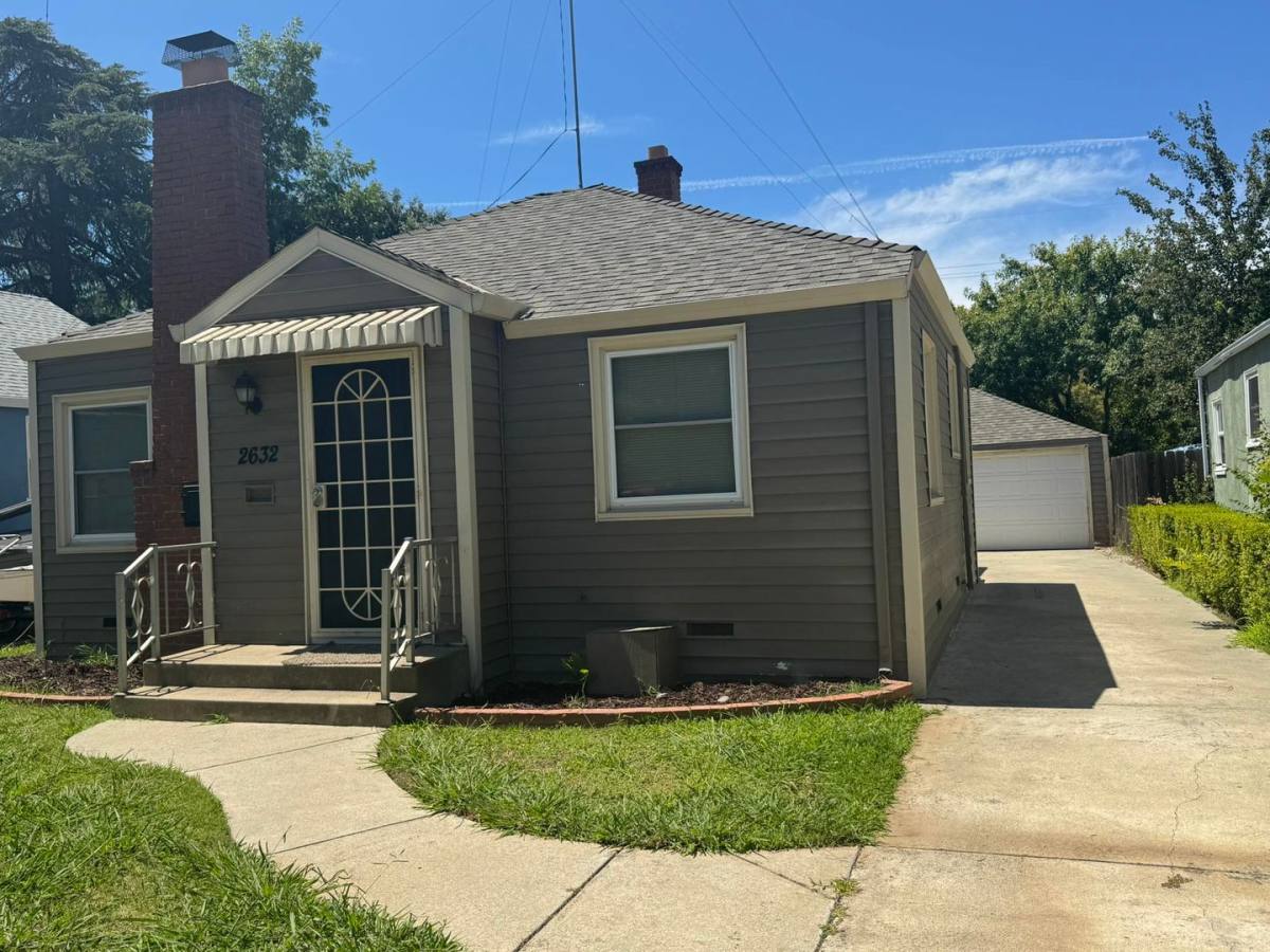 House for rent at 2632 28th St, Sacramento, CA 95818