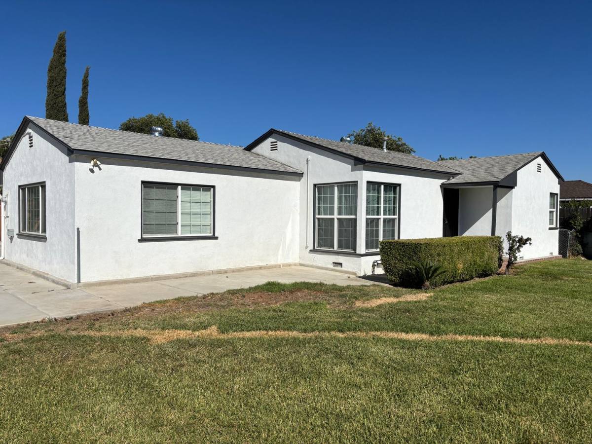 House for rent at 5075 Tyler St, Riverside, CA 92503