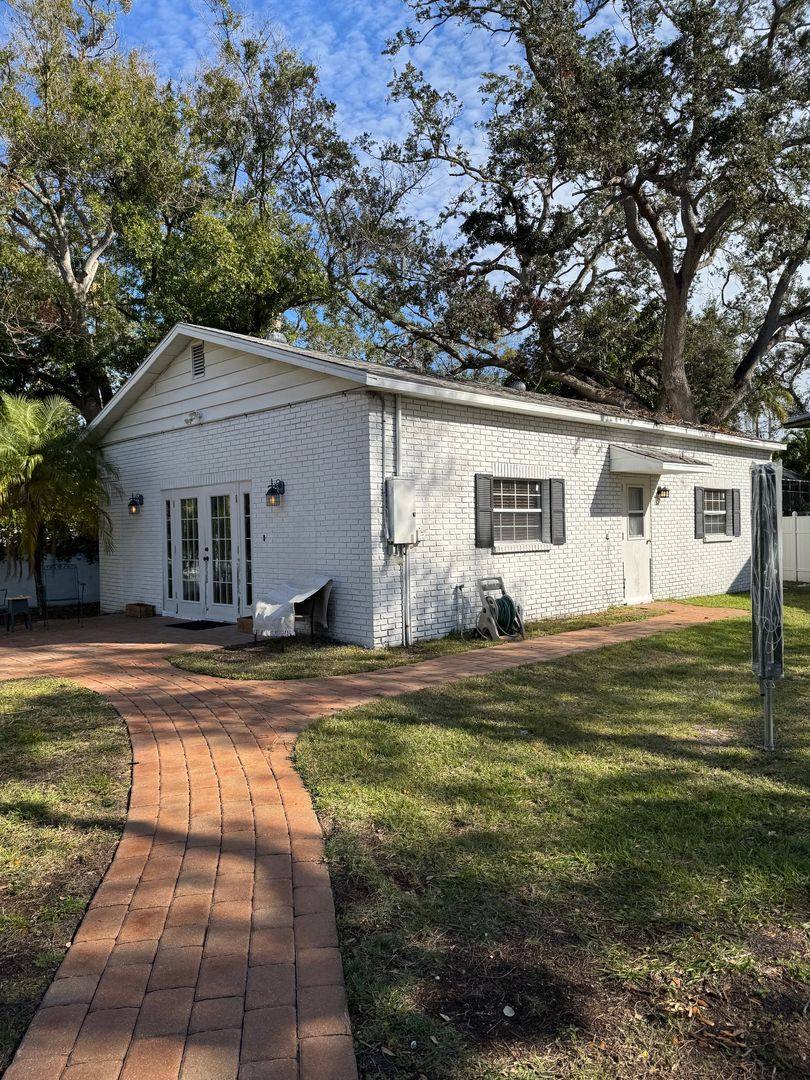 House for rent at 2707 Sanders Dr, Bldg B, Tampa, FL 33611