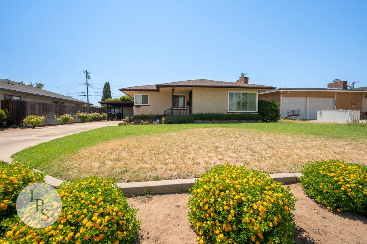House for rent at 2045 N Archie Ave, Fresno, CA 93703